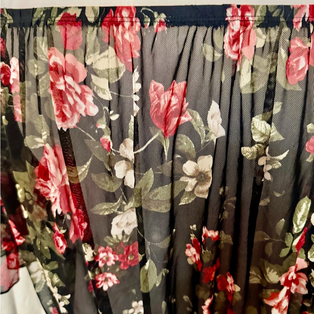 Floral Off-Shoulder Dress - Picture 2 of 5